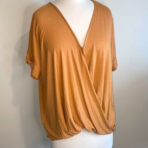 Double Zero Women’s v-neck soft casual top size L